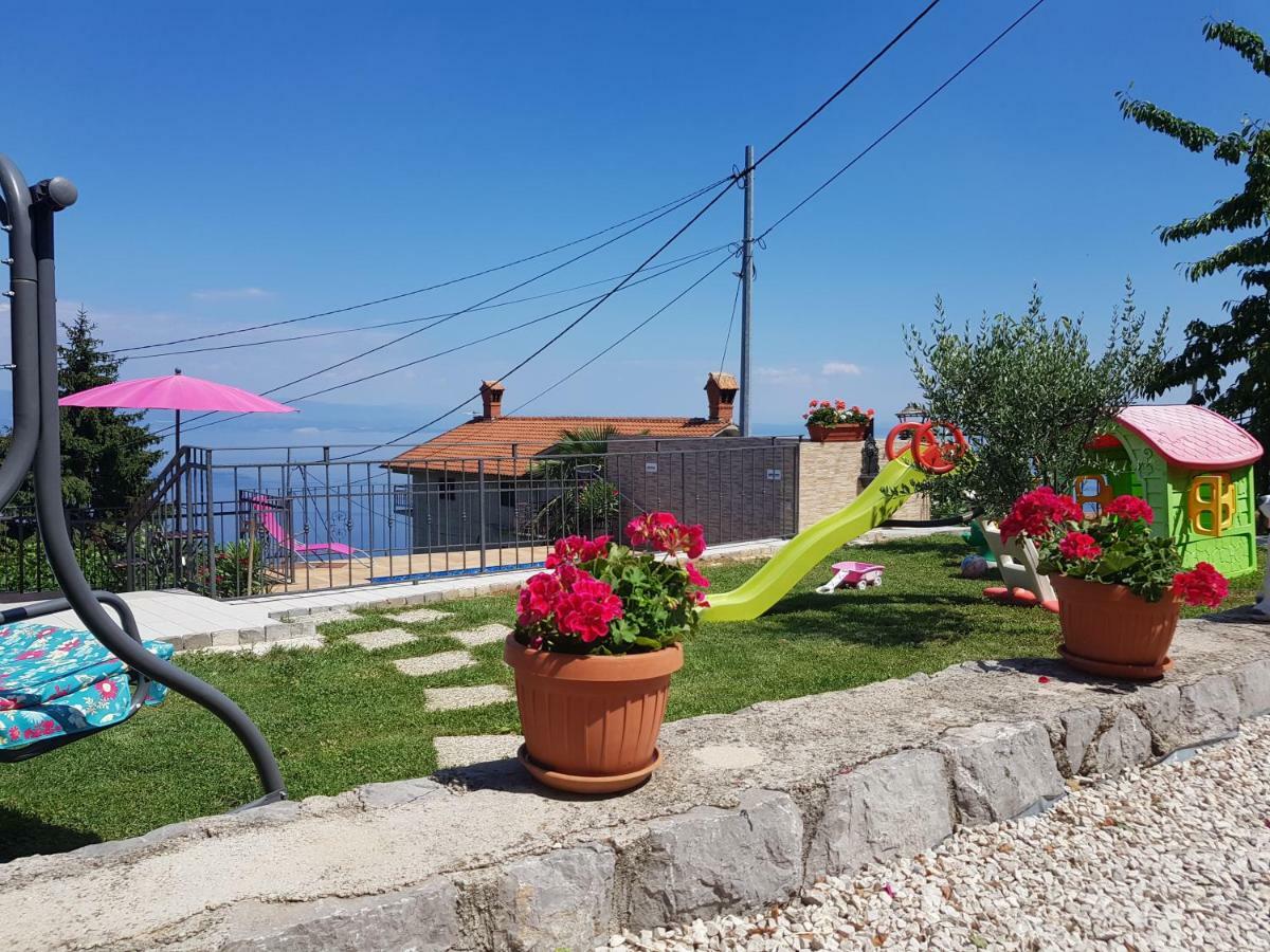 House Anastazia With Spectacular View Lovran Exterior foto